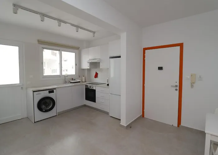 Sot Orange Hut * パ フォス